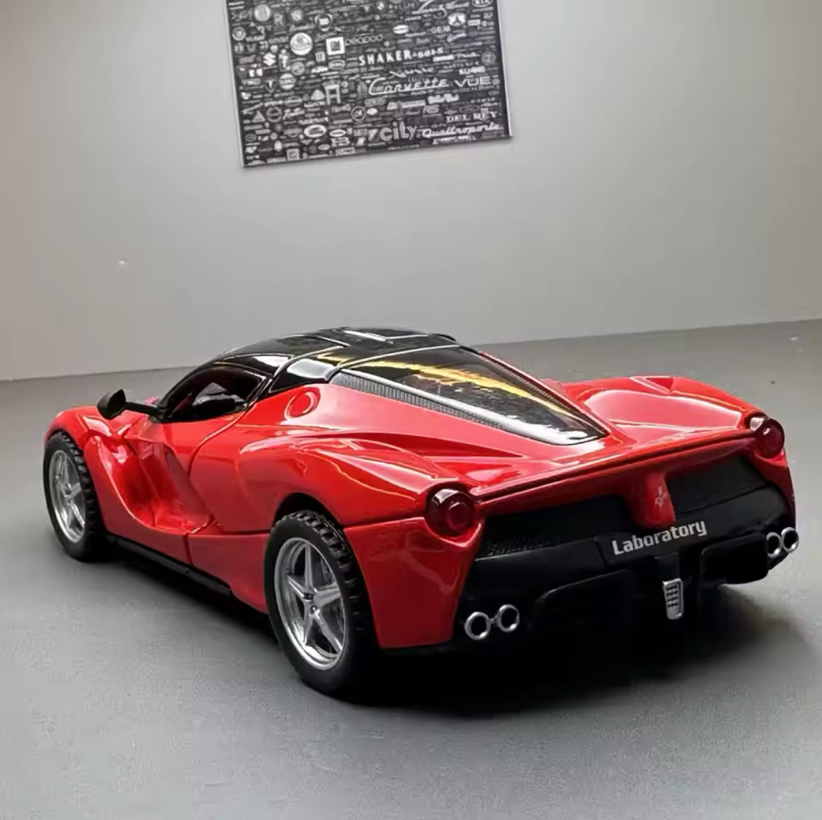 Ultra Precise La LaFerrari Model Diecast Technology 1:32 scale